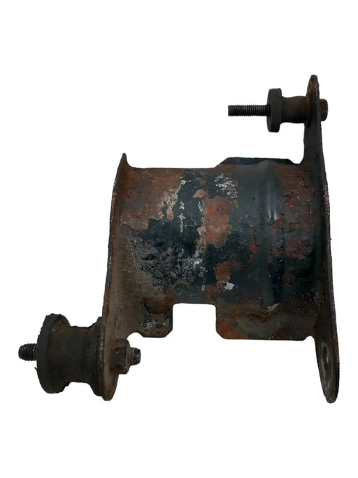 924S/944 Fuel pump support - 928-944parts
