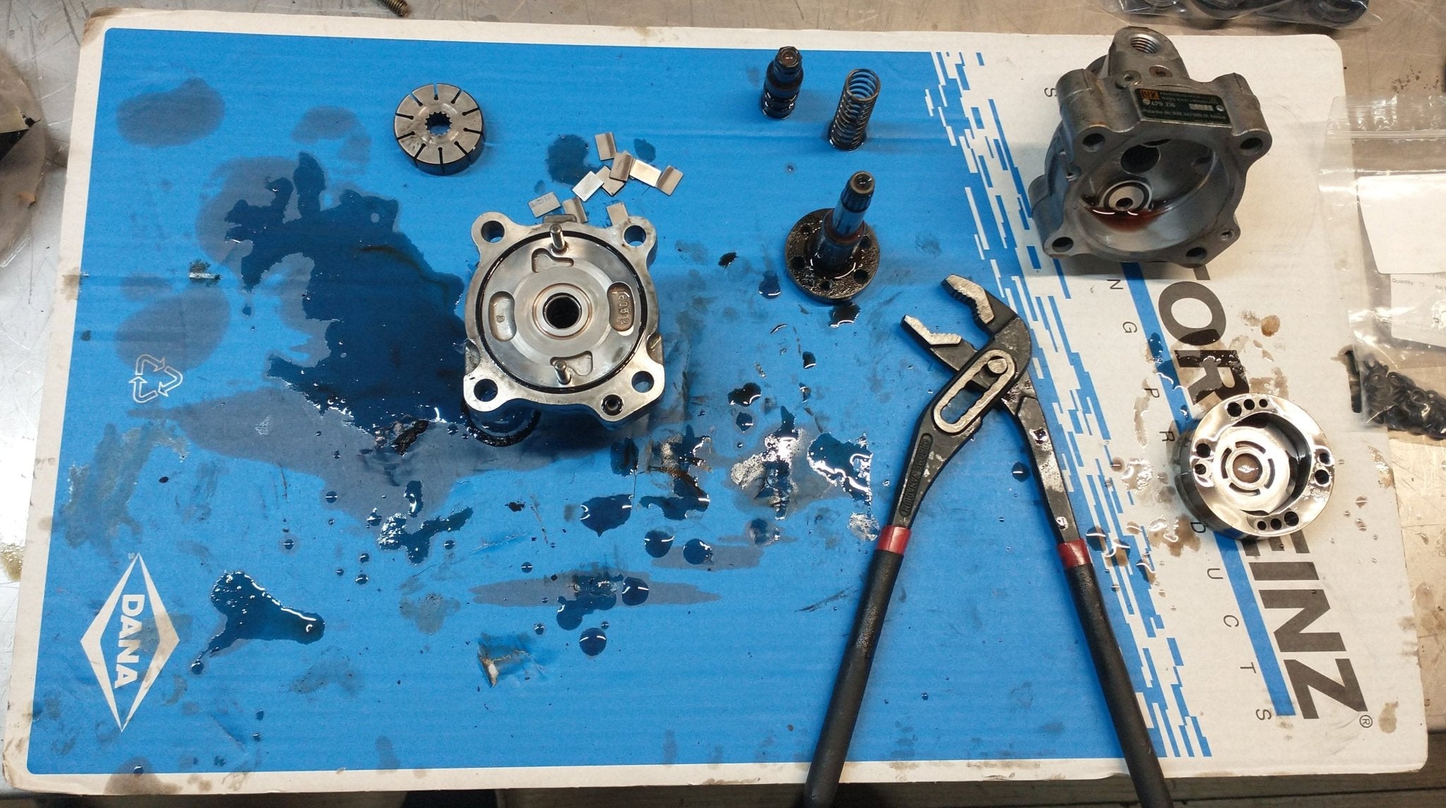 928 S4 en GTS stuurpomp pakkingen set '91-'95 100 bar Luk - Vickers - 928-944parts