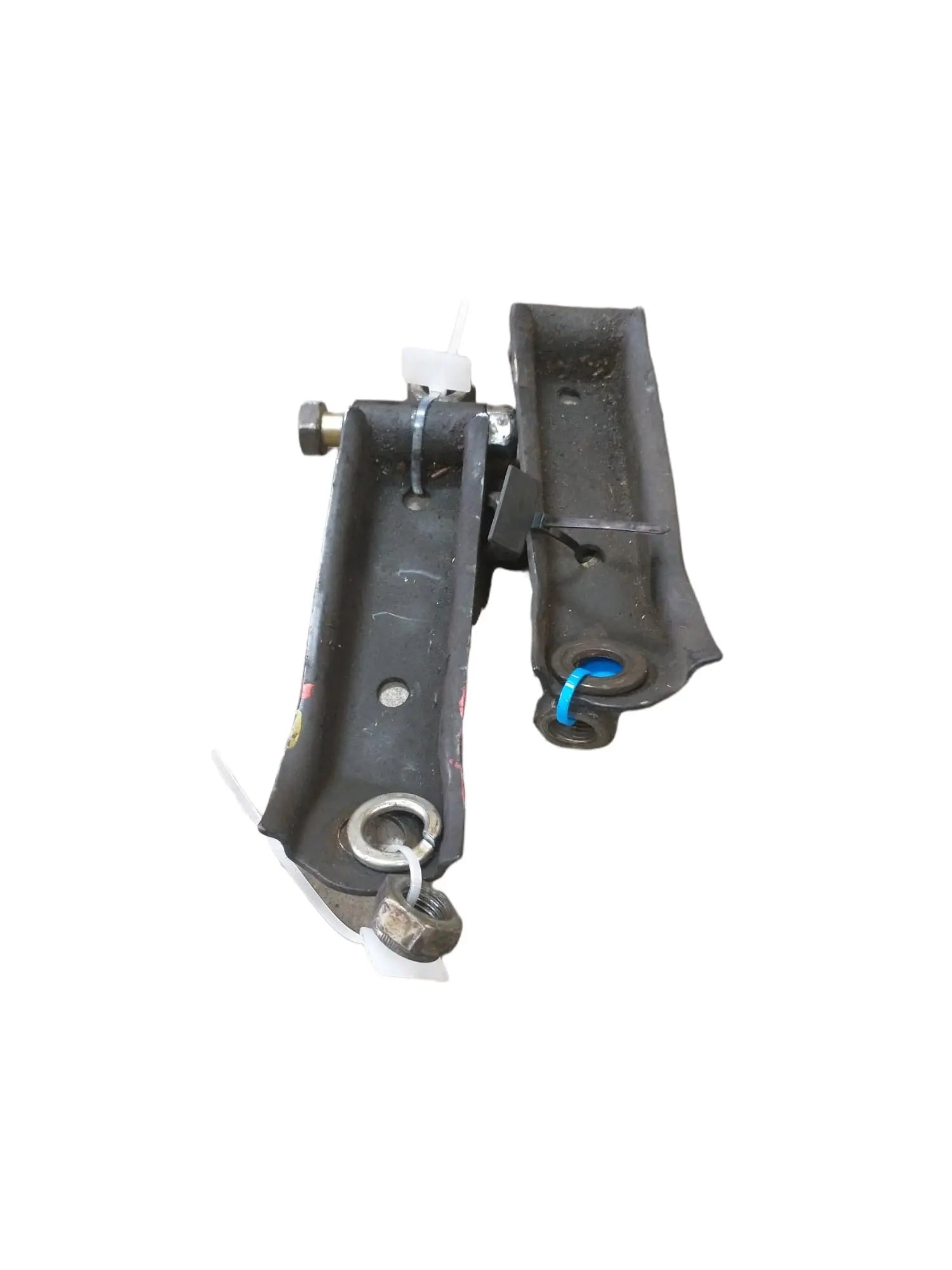 928 steun subframe aan chassis - 928-944parts