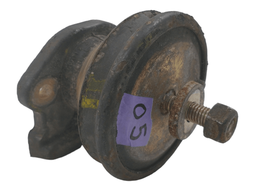 944 engine mount bracket - 928-944parts