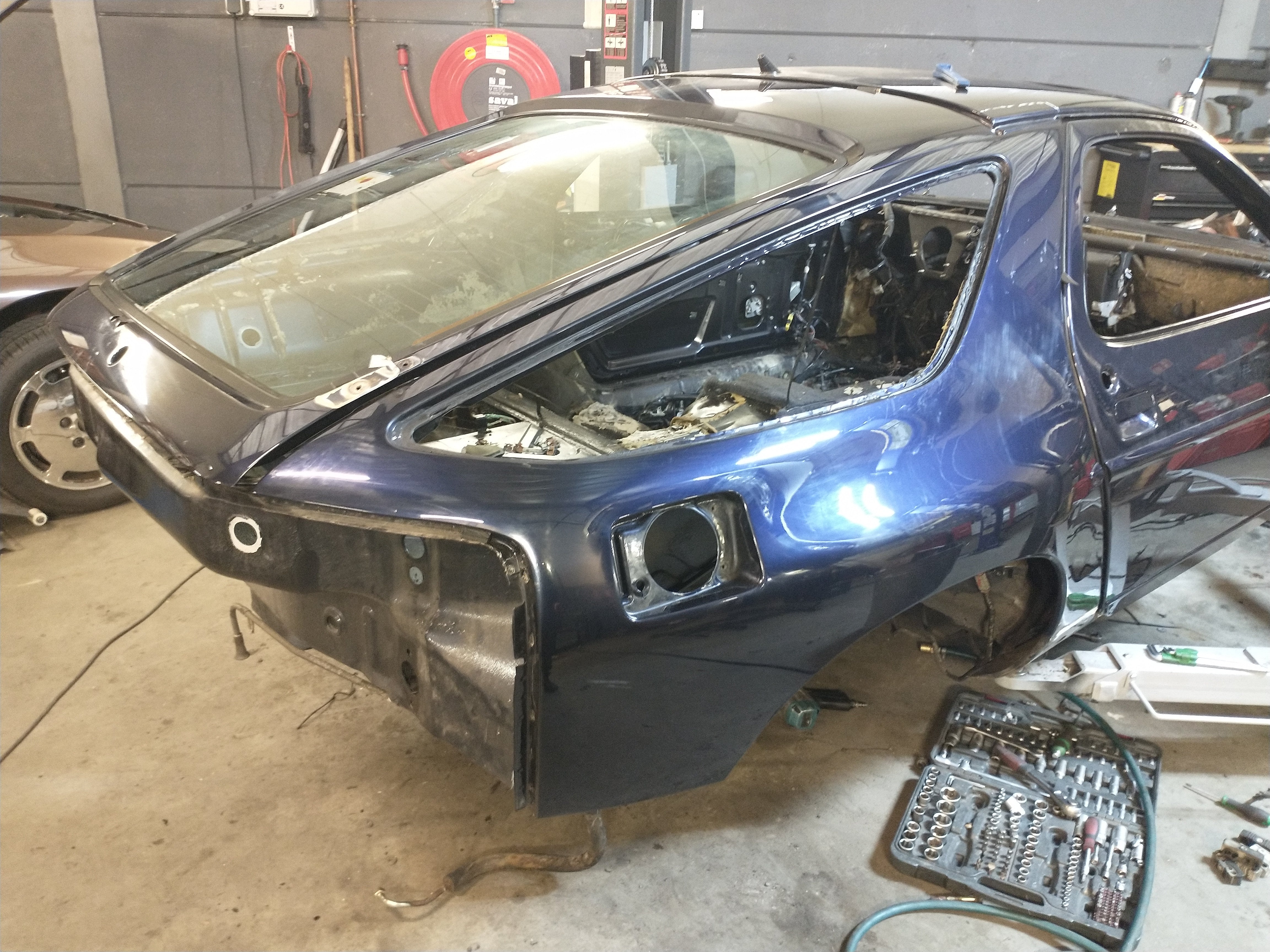 Porsche 928 GTS achterklep zeer mooi 928-944parts