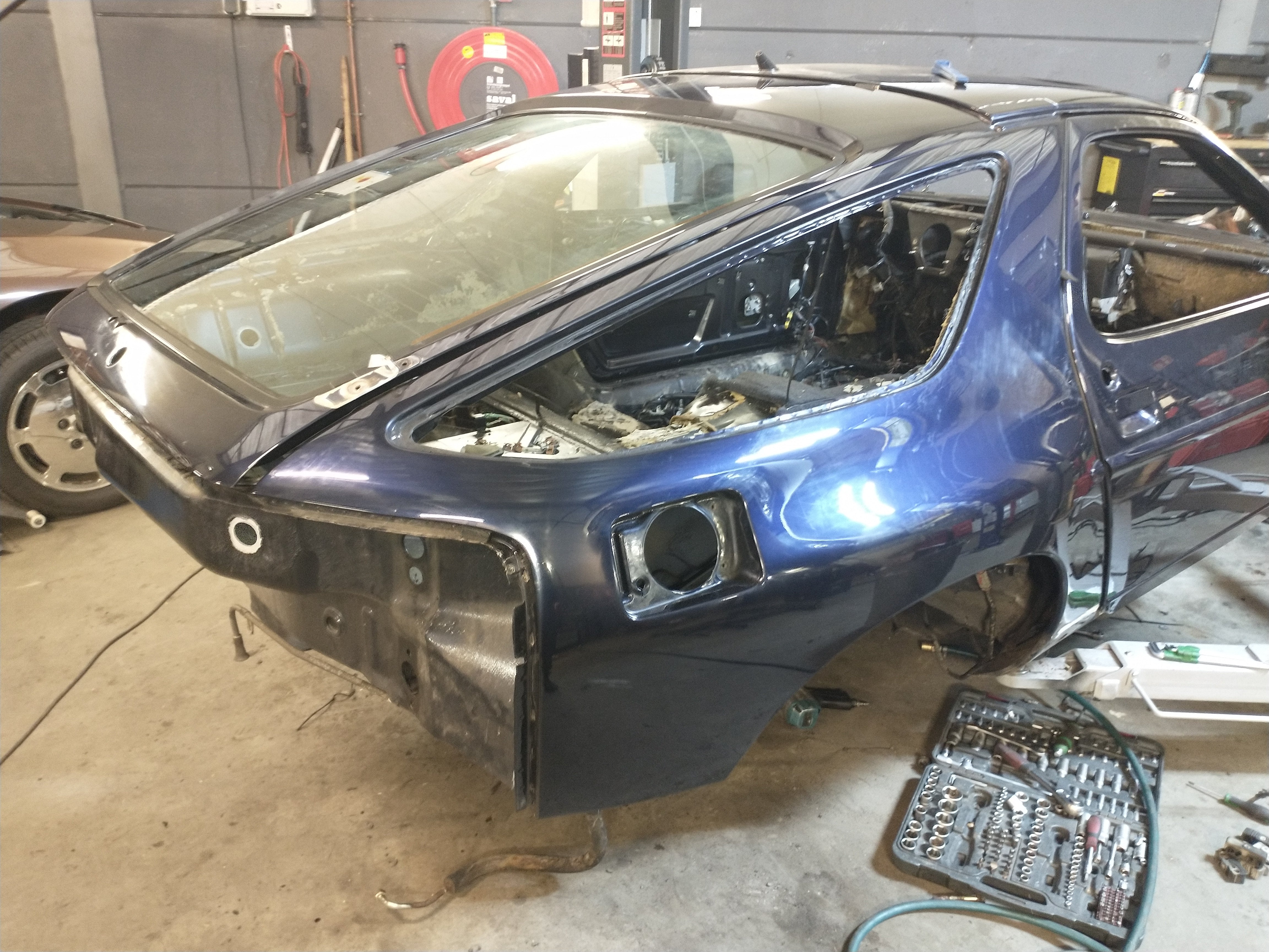 Porsche 928 GTS achterklep zeer mooi 928-944parts