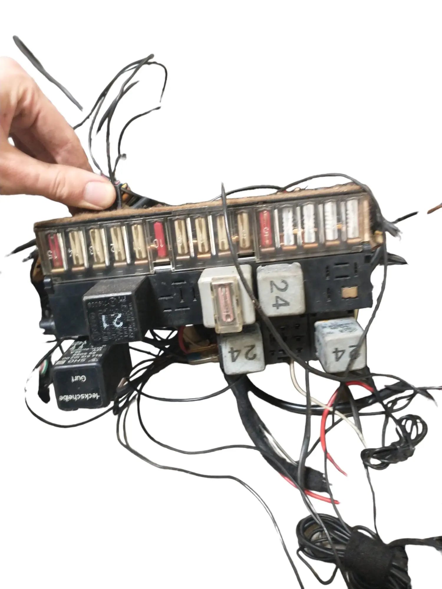 Porsche 944 kabelboom 1984 incl zekeringkast 928-944parts