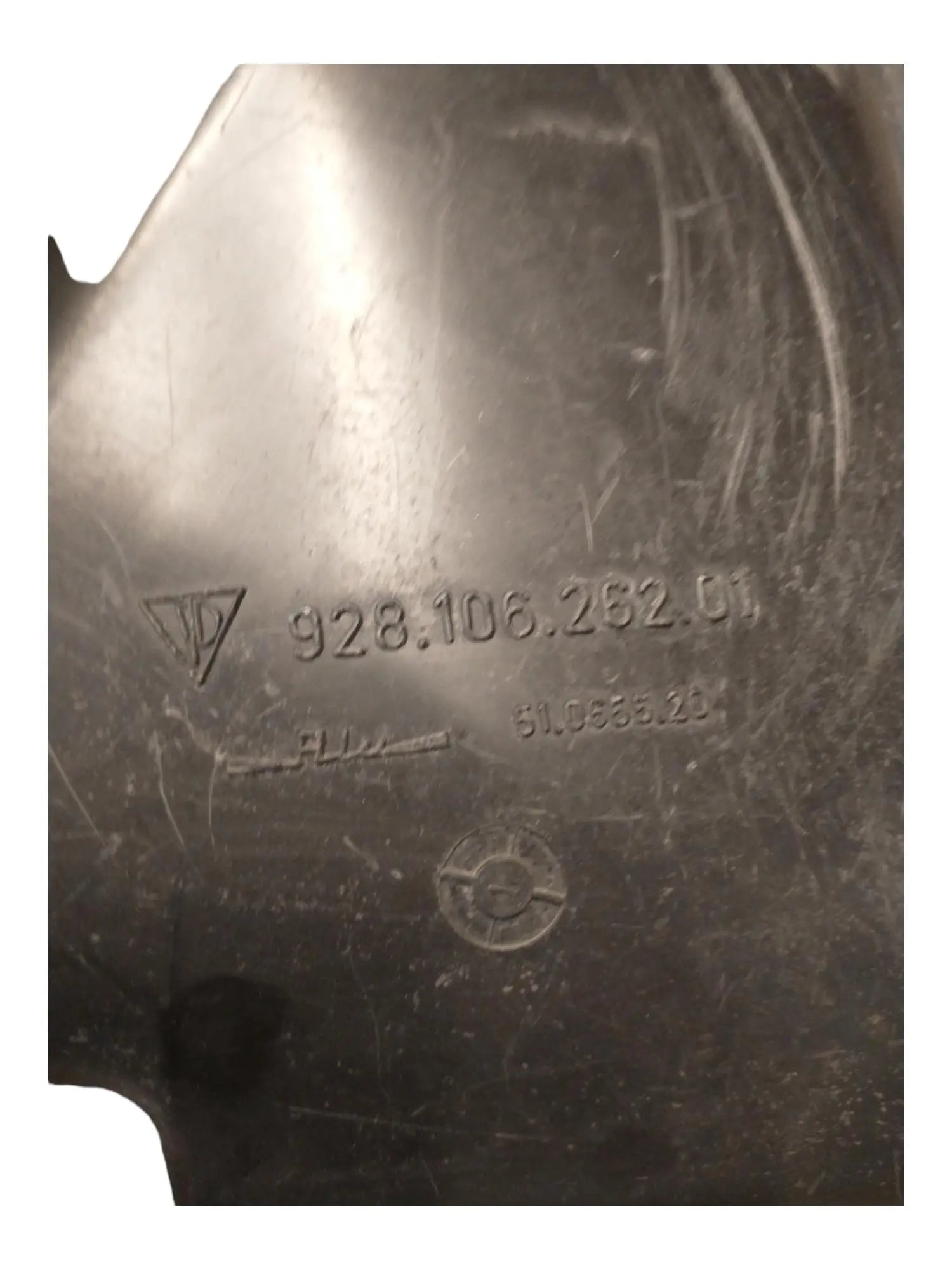 .41 Porsche 928 Air duct 928-944parts