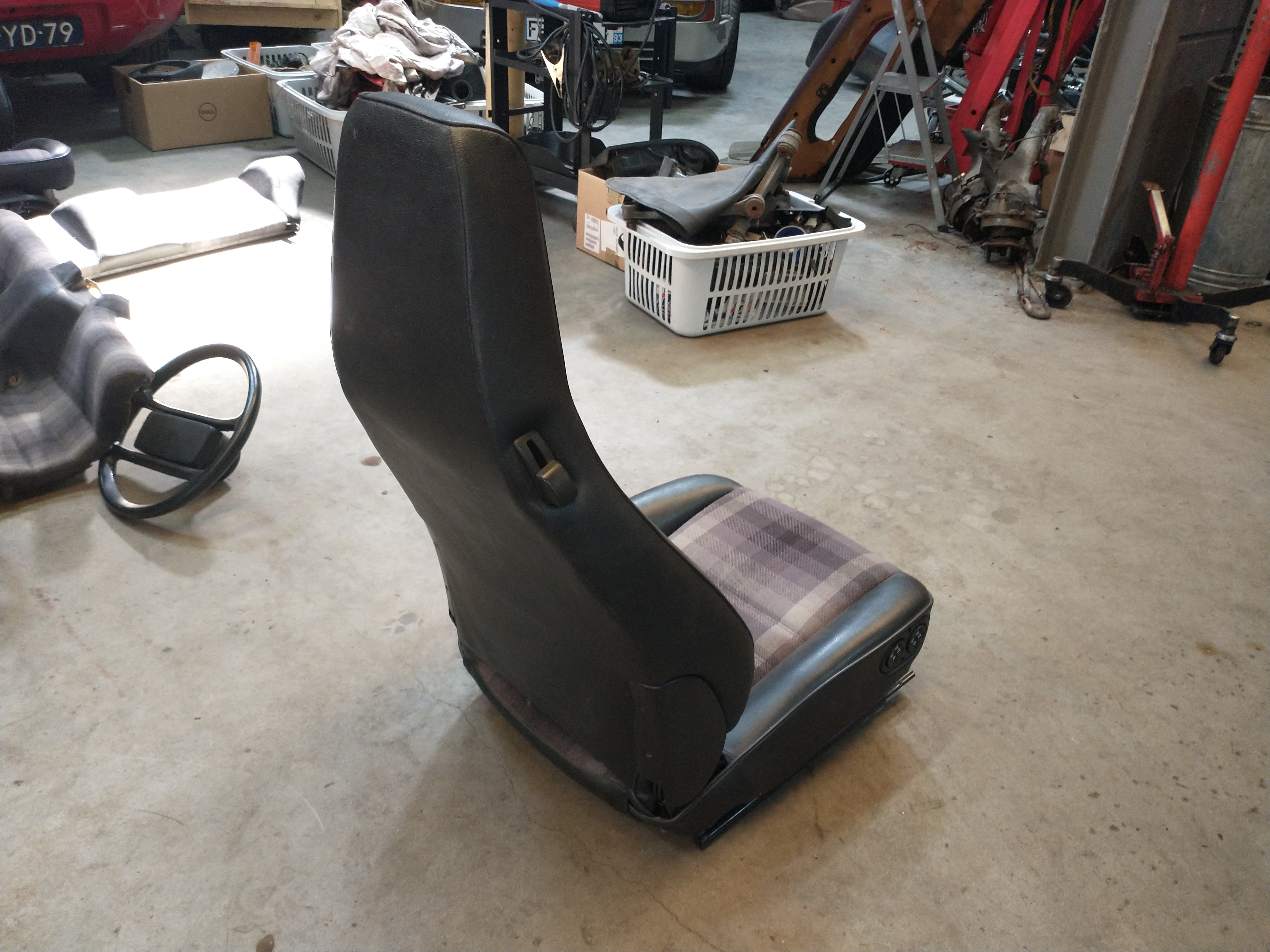 Porsche 928 Stoelen set elektrisch met achterbank 928-944parts