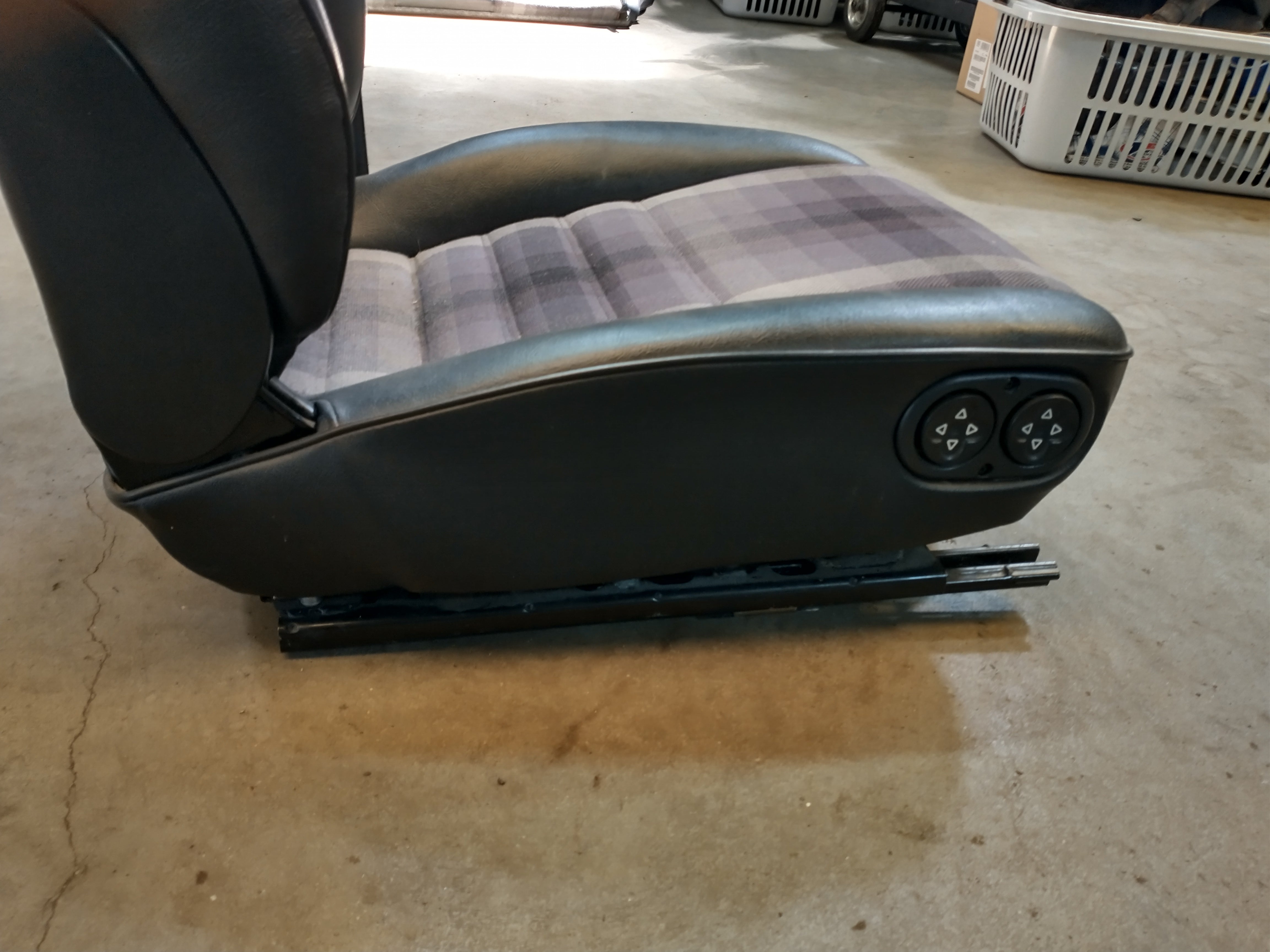 Porsche 928 Stoelen set elektrisch met achterbank 928-944parts