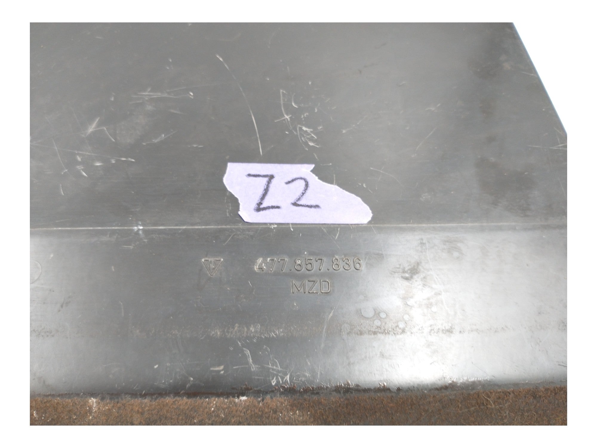 Porsche 924/944 Opbergplankje (bruin) 928-944parts