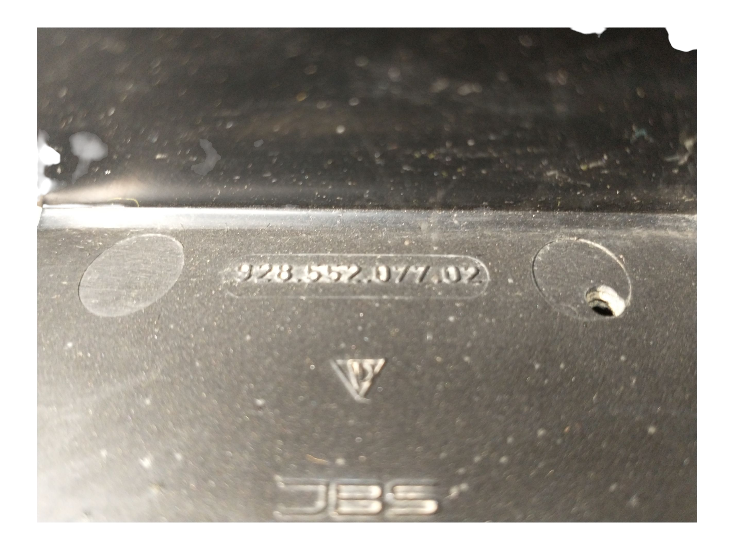 Porsche 928 Plank onder dashboardkastje zwart 928-944parts