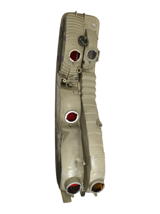 Porsche 928GTS achterlicht links 928-944parts