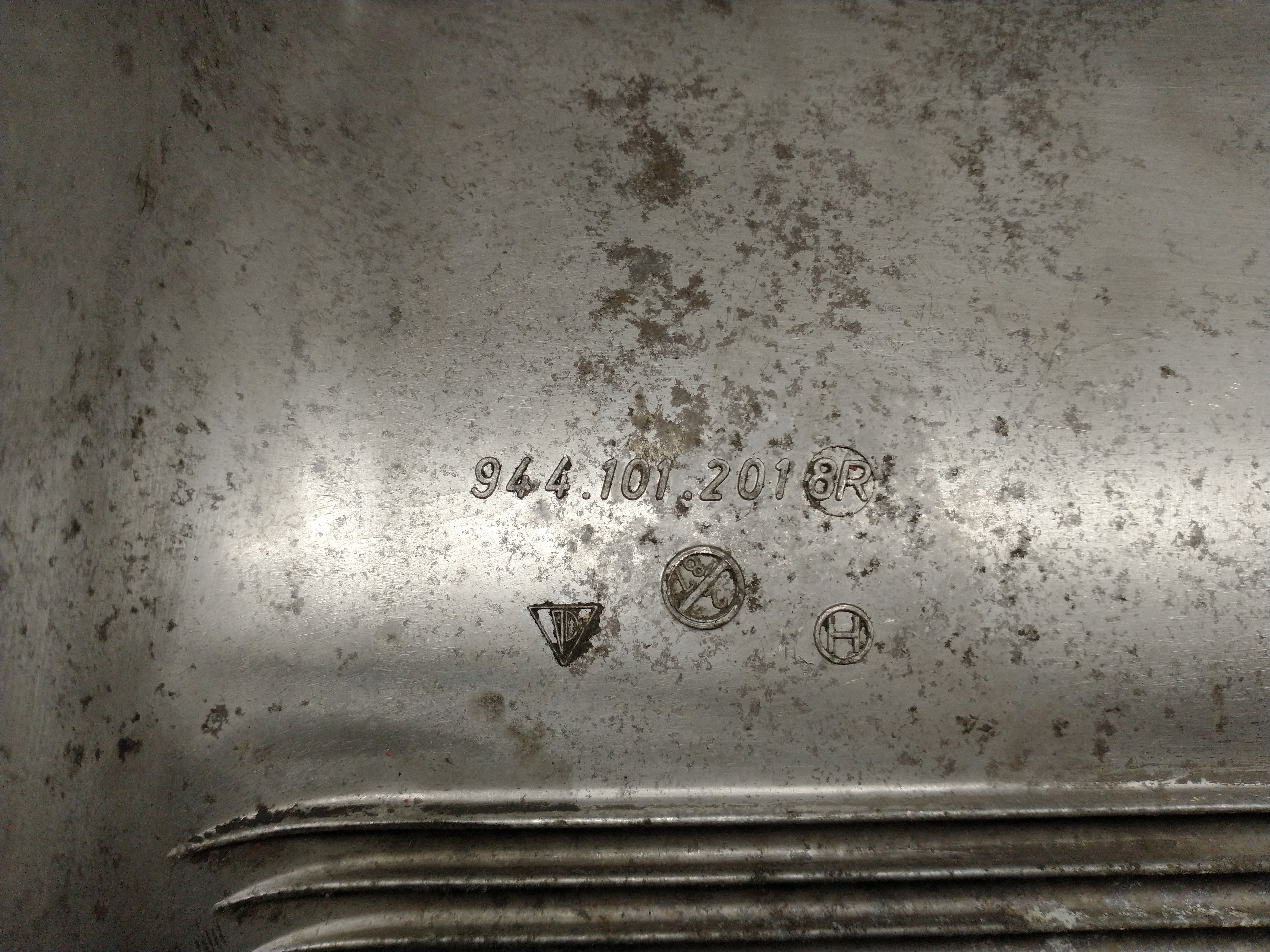 Porsche 944 Carterpan 928-944parts