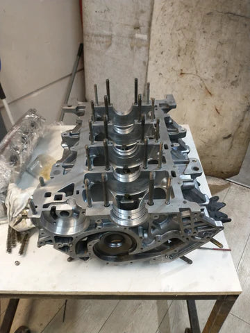 Porsche 928 Engine rebuild 4.7L S2 928-944parts