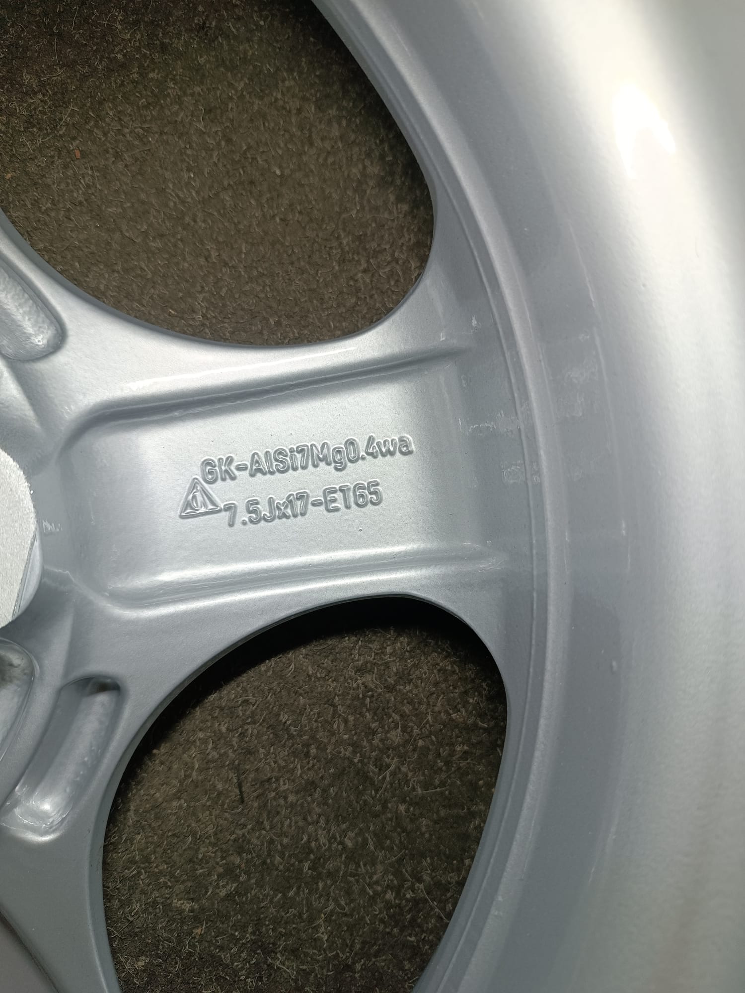 Porsche 928-964-968 CUP 1  17"  magnesium velgen set 928-944parts