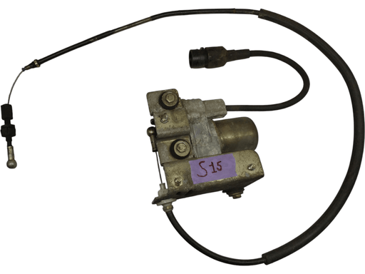 Porsche 928 cruise control module / actuator - 928-944parts