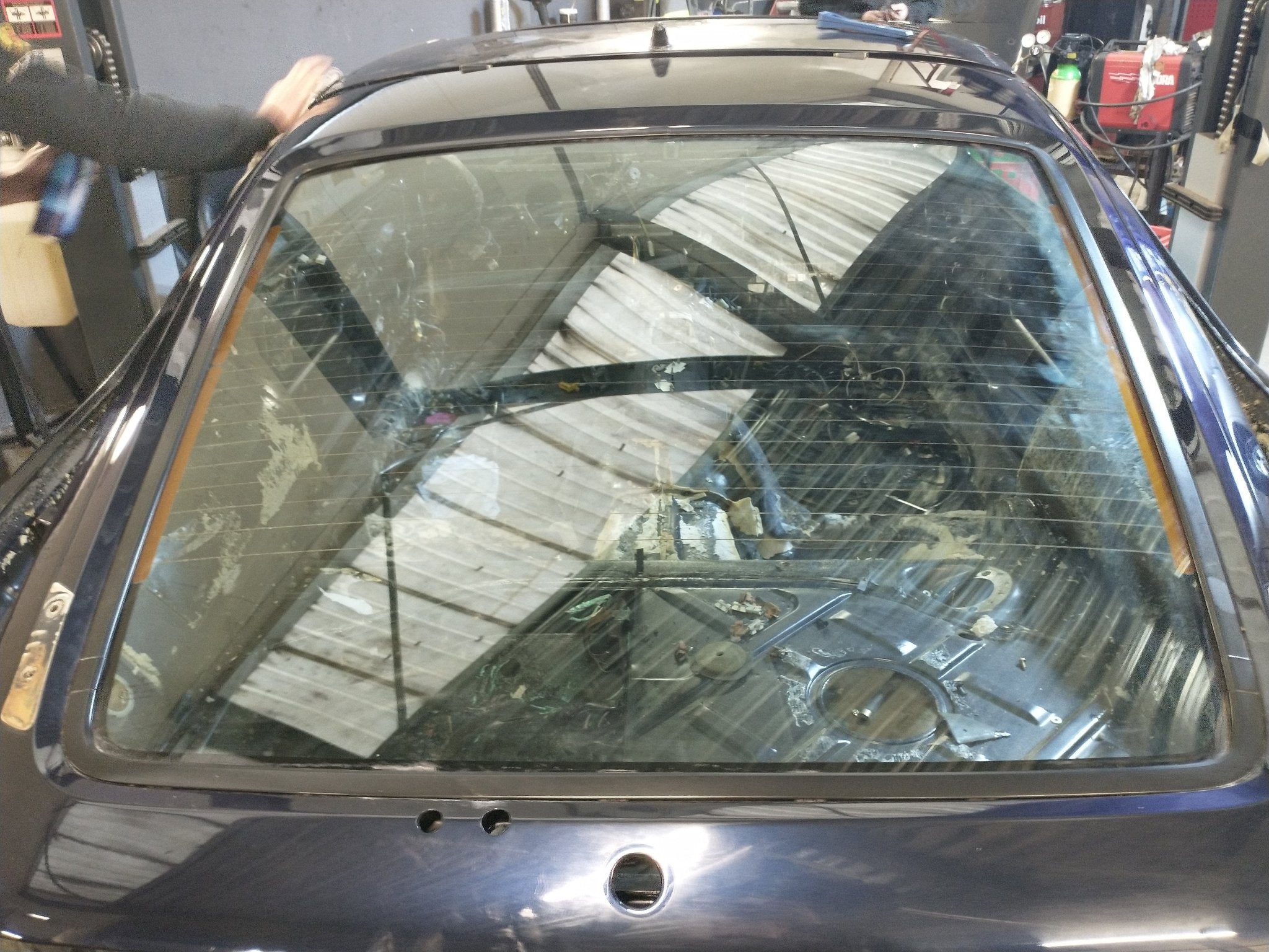 Porsche 928 GTS achterklep zeer mooi - 928-944parts