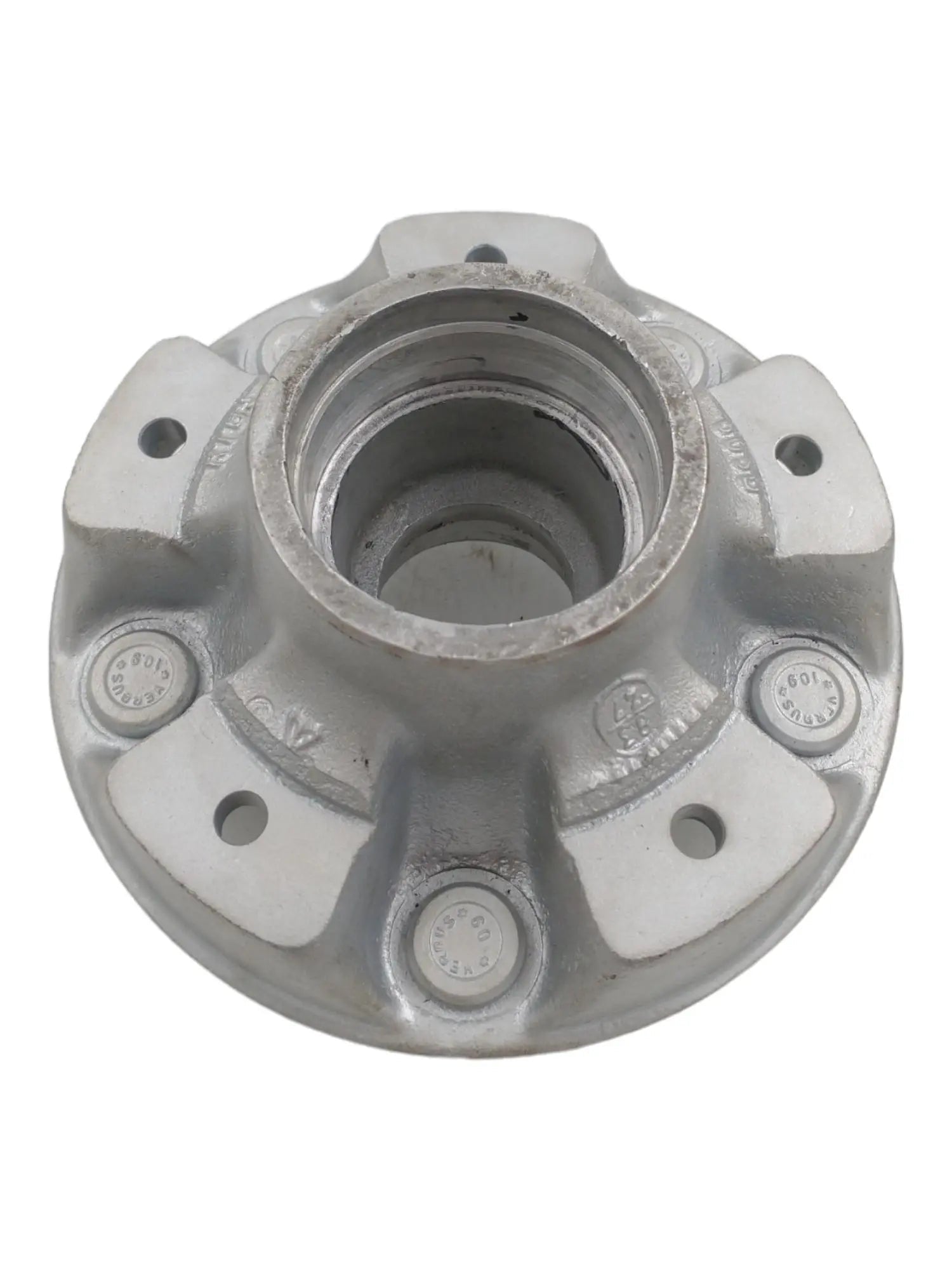 Porsche 944 front wheel hub <87 - 928-944parts