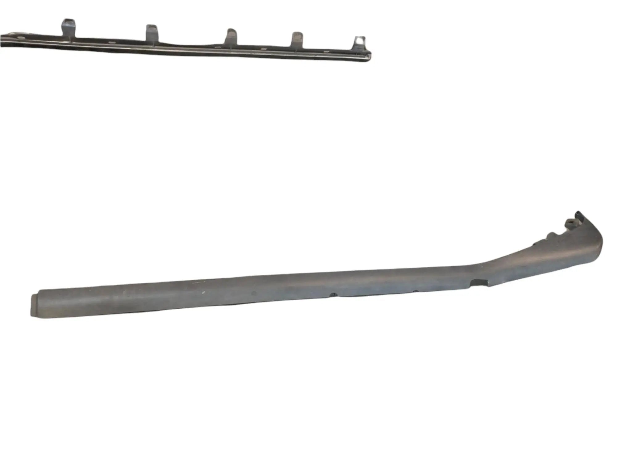 Porsche 944 turbo side trim links - 928-944parts