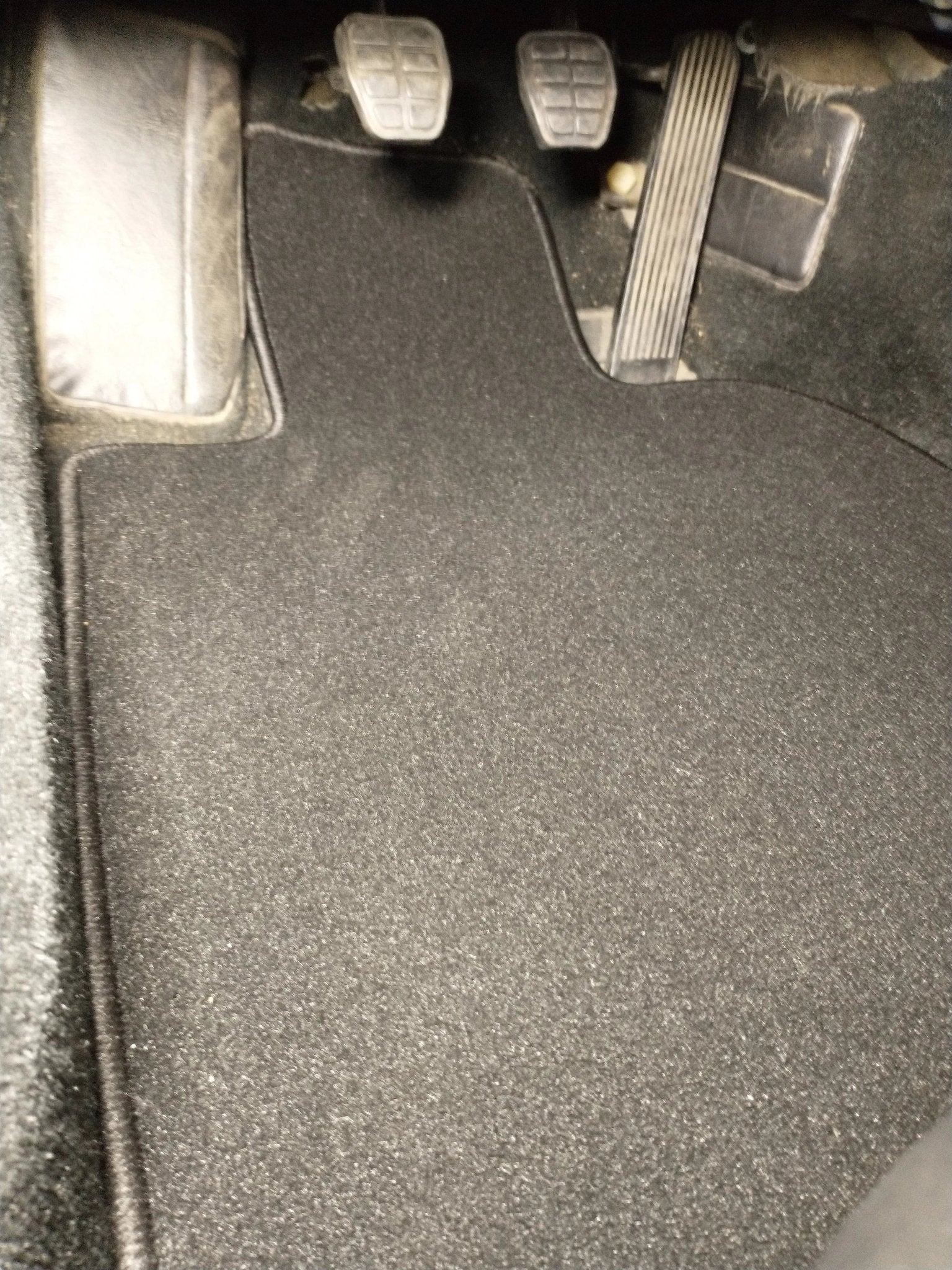 Porsche 944 vloermat dikke kwaliteit zwart - 928-944parts