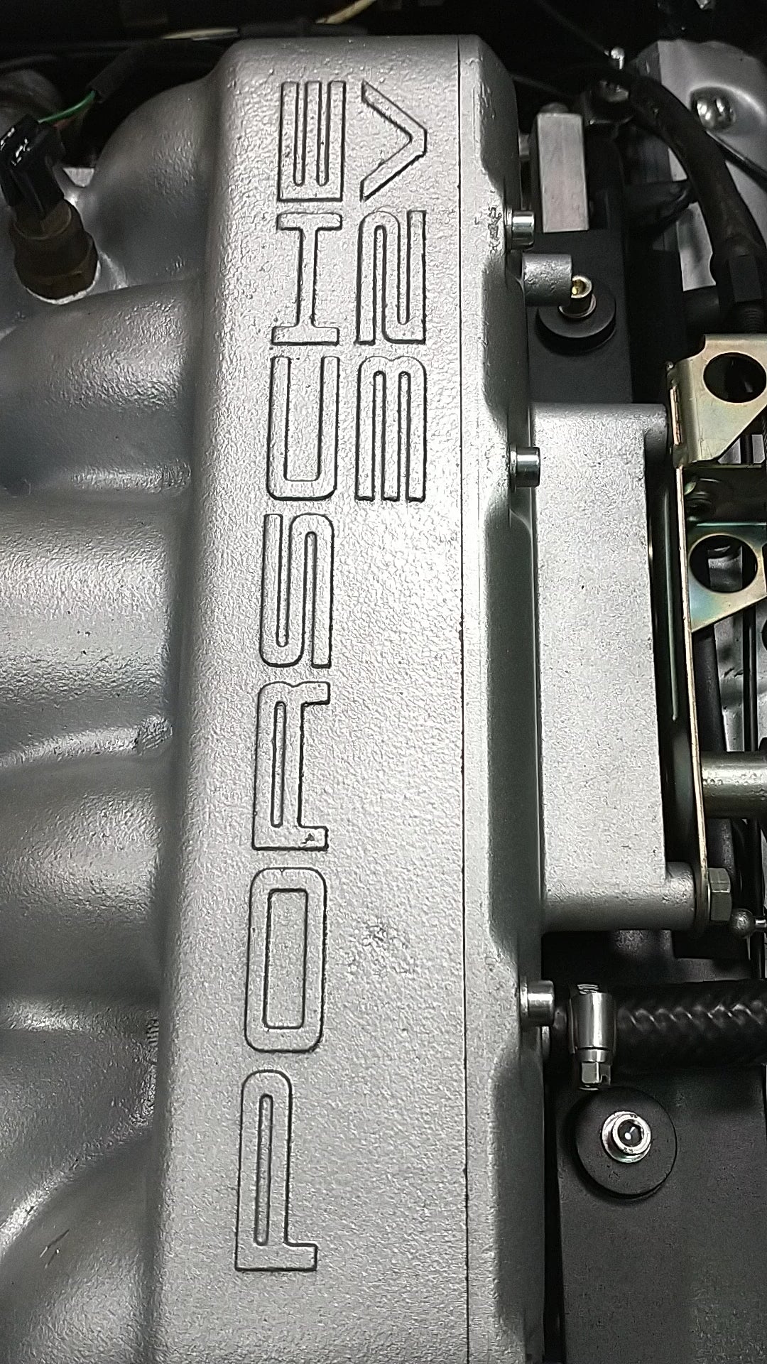 928 S4 Brandstofrail afdekkap