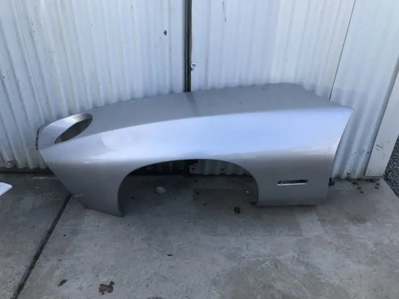 Porsche 928 voorscherm bestuurderszijde - zeer netjes Origineel Porsche