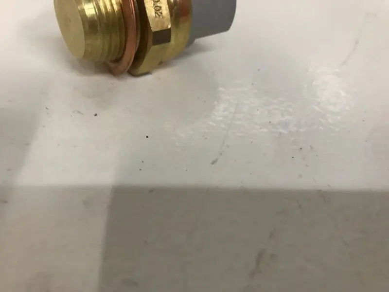 Porsche 944 temperatuur schakelaar 3 polig - nieuw Origineel Porsche