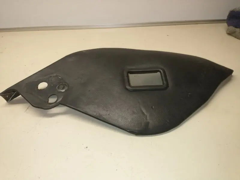 Porsche 928 zijpaneel achterzitjes - zwart - bestuurders zijde Origineel Porsche