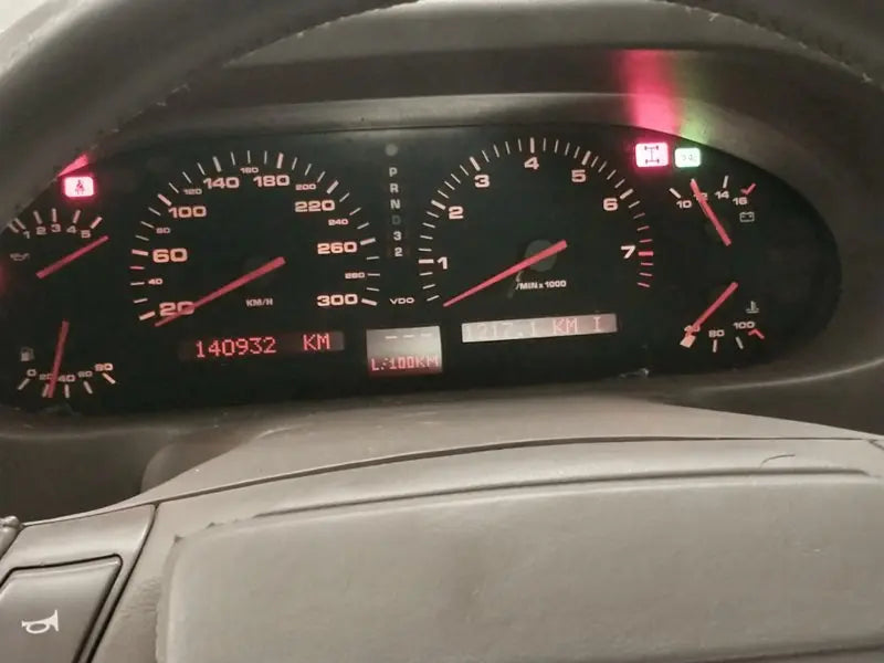 Porsche 928 GTS - instrumentenpaneel - getest Origineel Porsche