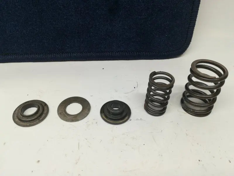 Porsche 944 S2 assortiment klepveren ringen Origineel Porsche