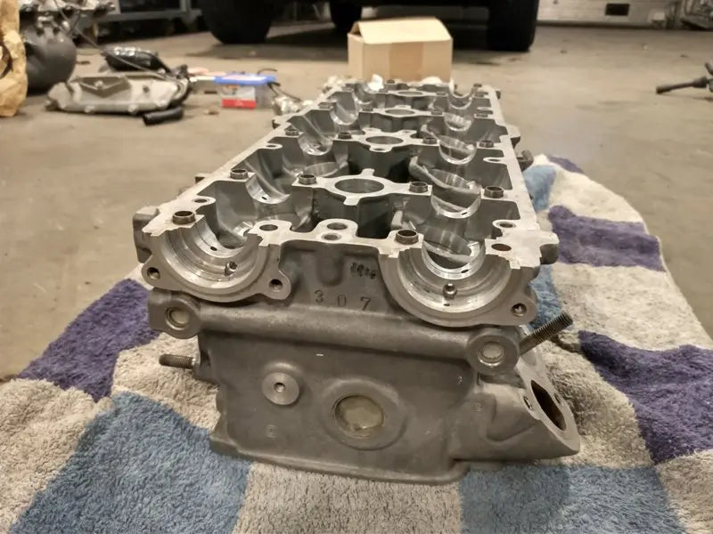 Porsche 928 S4 cilinderkop cilinder 5-8 /bestuurderszijde Origineel Porsche