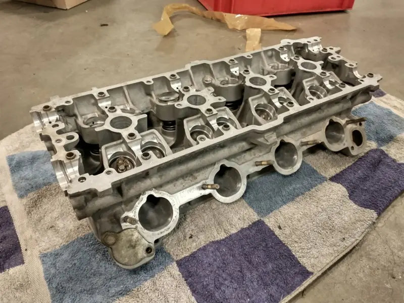 Porsche 928 S4 cilinderkop cilinder 1-4K / passagierszijde Origineel Porsche