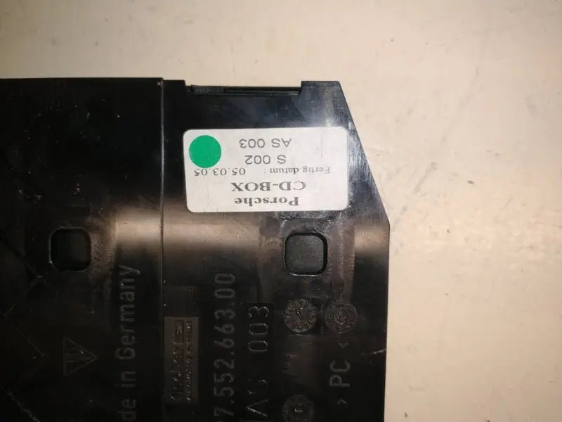 987/997 - CD opbergvak - 928-944parts