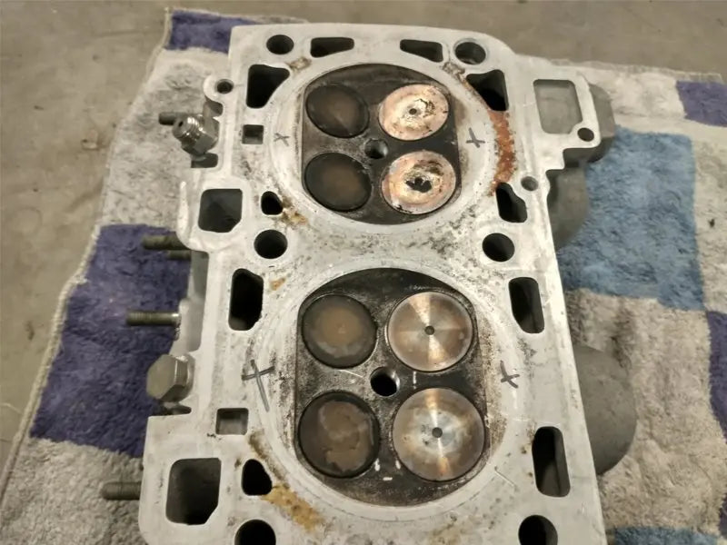 Porsche 928 S4 cilinderkop cilinder 1-4K / passagierszijde Origineel Porsche