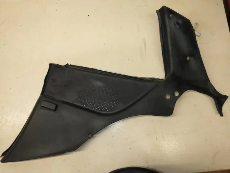 Porsche 944 bekledingspaneel achterzijde - passagierskant - zwart Origineel Porsche