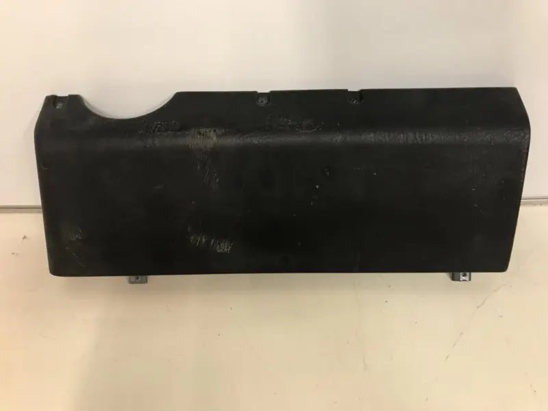 Porsche 924/944 knie beschermingsplaat - 928-944parts
