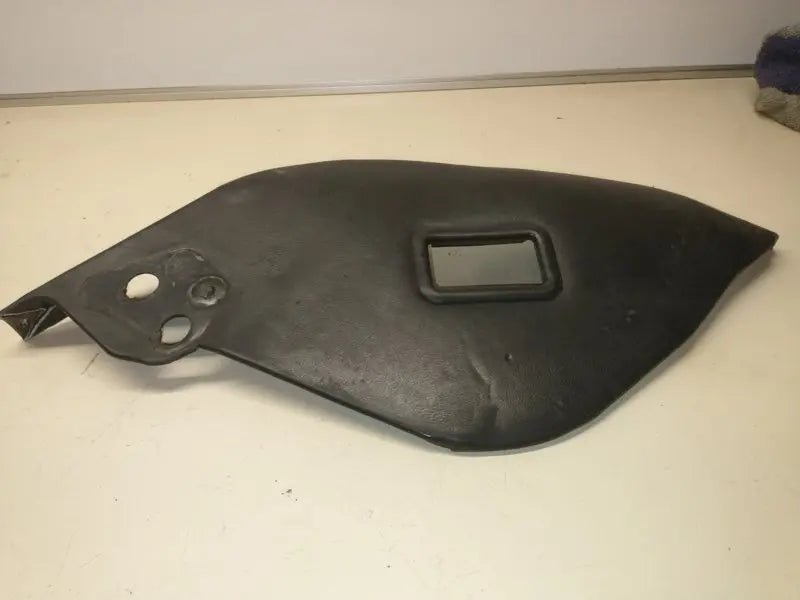 Porsche 928 afdekpaneeltje achterzitjes - bestuurderszijde - zwart - 928-944parts