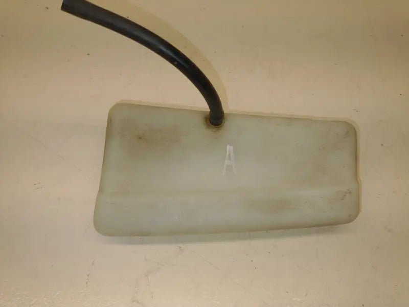 Porsche 928 koplamp sproeier vloeistof reservoir - 928-944parts