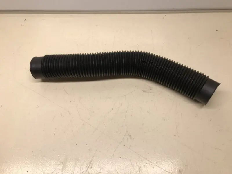Porsche 928 luchtslang flexibel HVAC - passagierskant - 928-944parts
