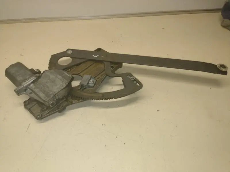 Porsche 928 raammechanisme met motor links - getest - 928-944parts