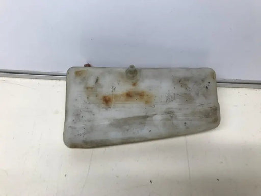 Porsche 928 ruitensproeier reservoir - 928-944parts