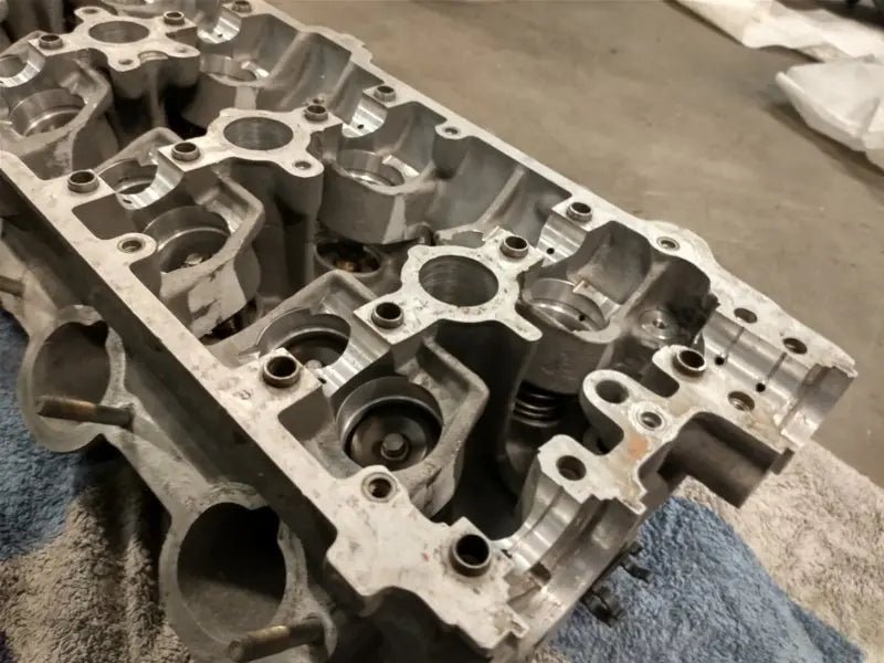 Porsche 928 S4 cilinderkop cilinder 5-8 /bestuurderszijde - 928-944parts