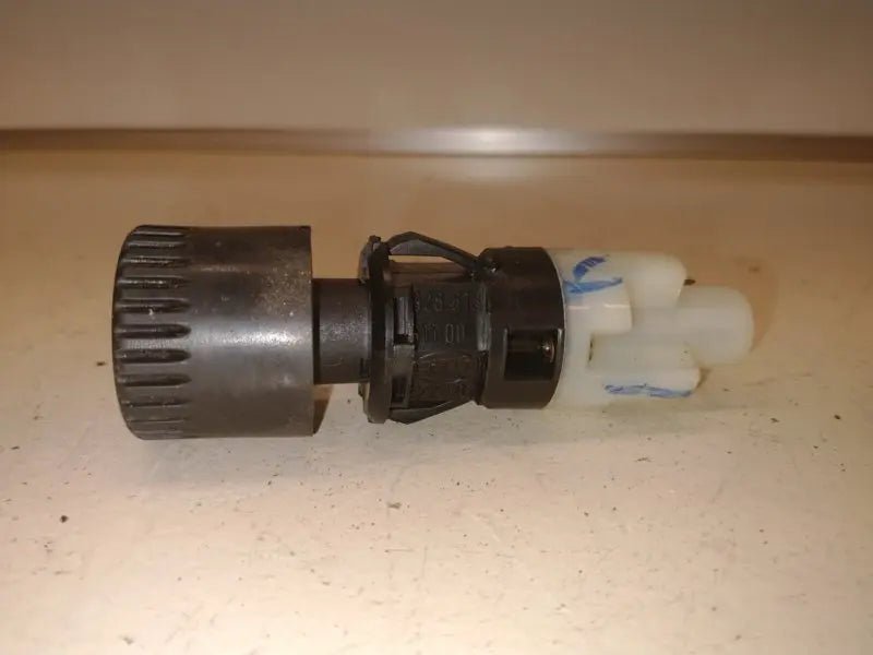 Porsche 928 schakelaar achterruitverwarming - 928-944parts