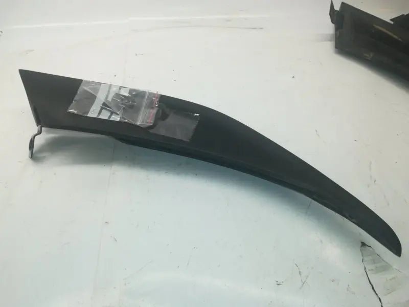 Porsche 928 spoiler bestuurderszijde - 928-944parts