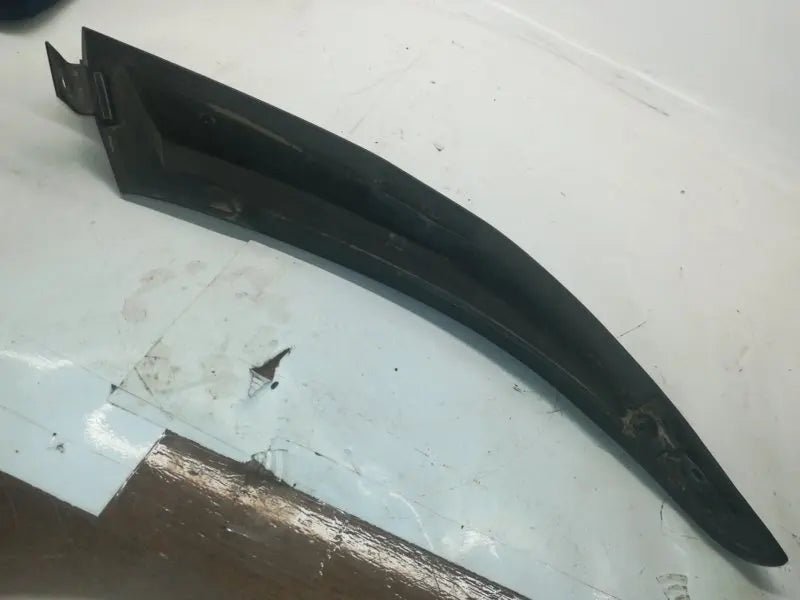 Porsche 928 spoiler bijrijderszijde - 928-944parts