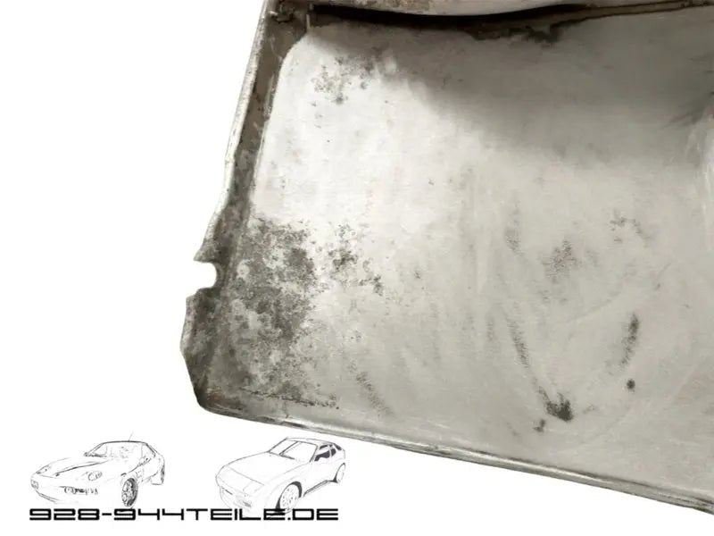 Porsche 928 voorscherm links geheel kaalgeschuurd - 928-944parts