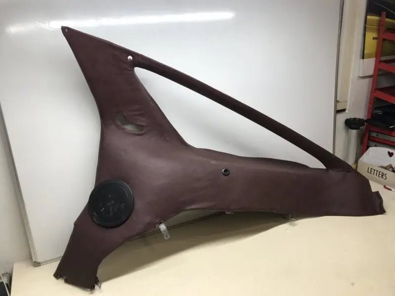 Porsche 928 zijpaneel achter passagierskant - rood - 928-944parts