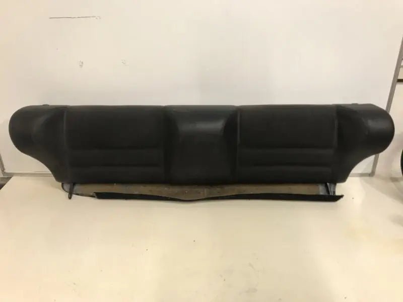 Porsche 944 achterbankje met Porsche inscriptie - zwart - 928-944parts