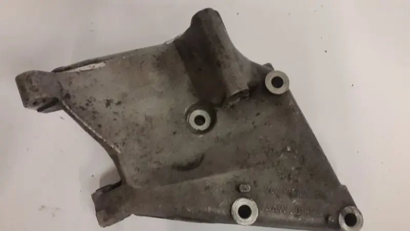 Porsche 944 Aircopomp steun - 928-944parts
