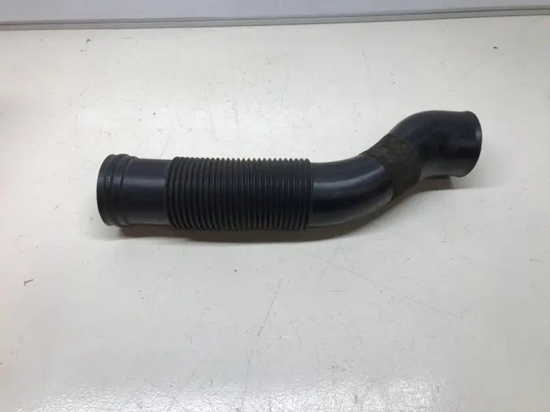 Porsche 944 luchtbuis - 928-944parts