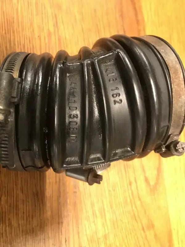 Porsche 944 S2 Luchttoevoer slang flexibel - 928-944parts