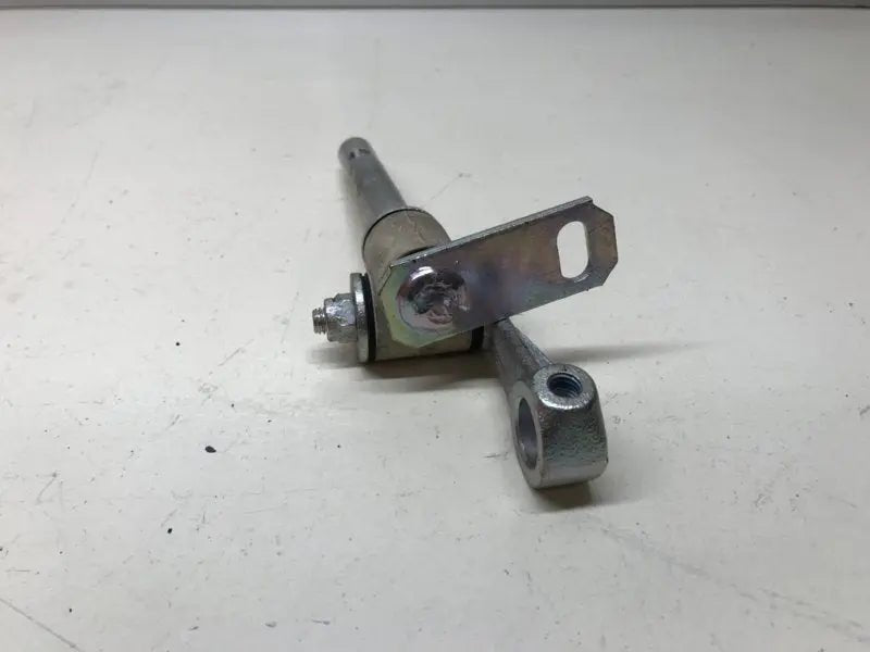 Porsche 944 schakelmechanisme op versnellingsbak - 928-944parts