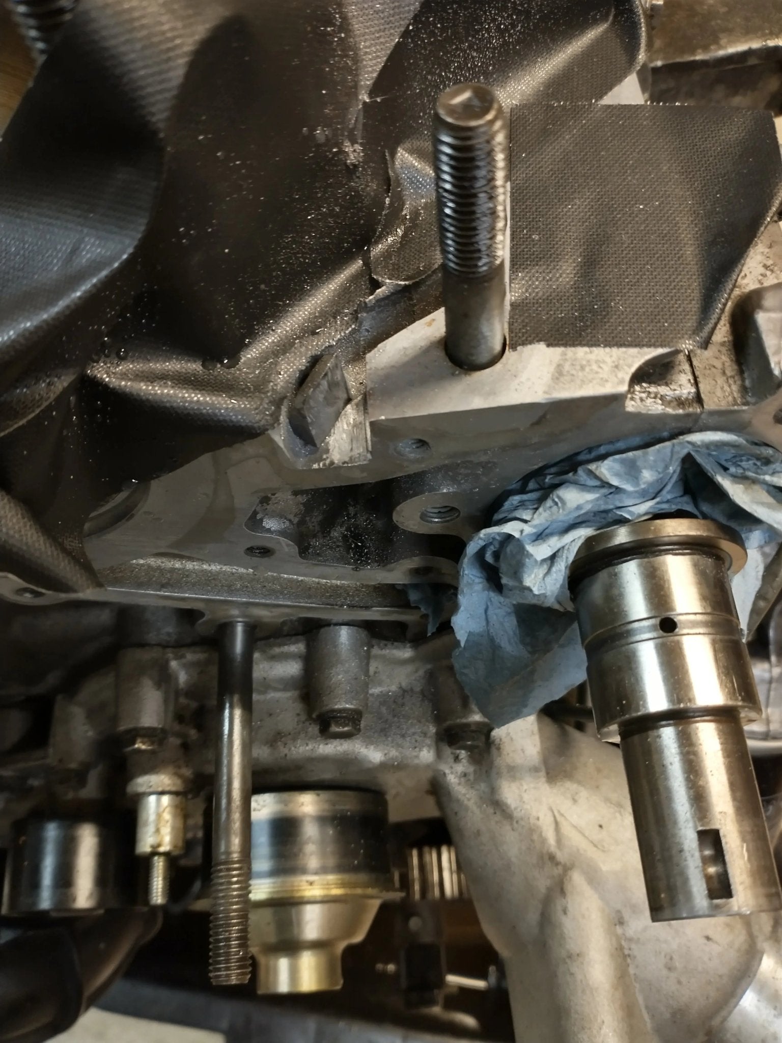 Porsche 944 Turbo s2 oliepomp T2 >85 - 928-944parts
